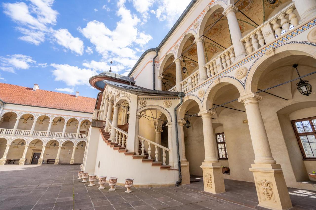 Zamek W Baranowie Sandomierskim Baranów Sandomierski Exteriér fotografie